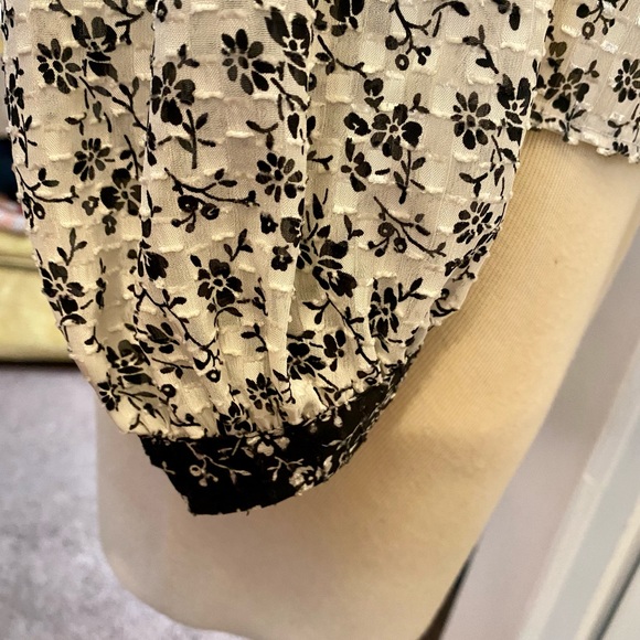 Madewell floral blouse - Picture 11 of 11